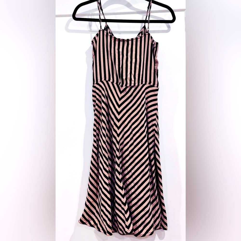 Silk BEYOND VINTAGE Spaghetti Strap Dress - Black & Nude - size Small - Picture 3 of 5